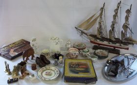 Box of various items inc model of a Clipper Siglo XIX, brassware & ceramics