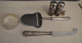 Silver thimble, silver bangle, silver handled cheese knife & poss silver salt & pepper pots & cheese