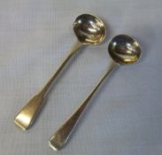 2 silver salt spoons, total weight 1 oz