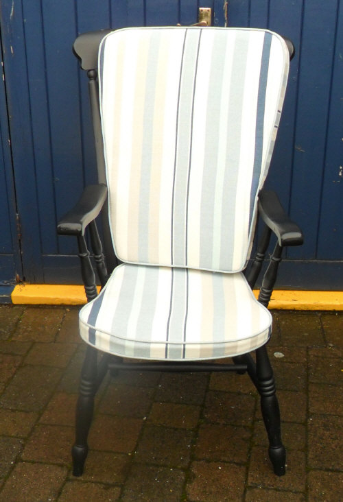 Painted country chair with padded seat & back cushions