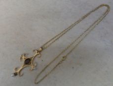 9ct gold garnet & pearl pendant on chain (chain 18")