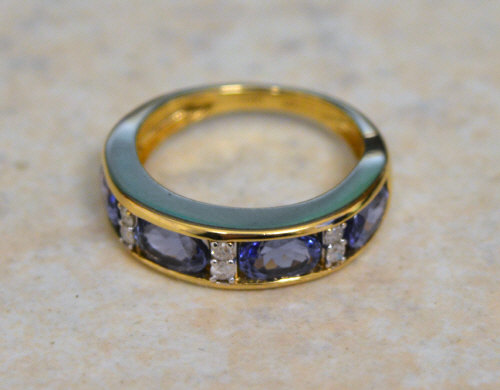 14ct gold tanzanite & diamond ring, size L