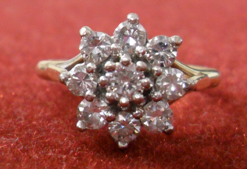 Diamond cluster ring approx 0.80 ct, size Q