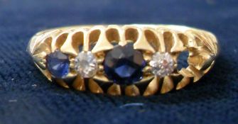 18ct gold Vict/Edw blue stone ring (one stone missing), size L