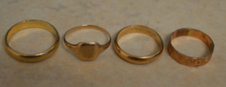 4 9ct gold rings total weight 11.1g