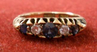 18ct gold sapphire & diamond antique ring, size M