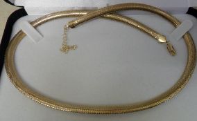 Gold snake style necklace 5 g