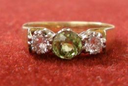 18ct gold diamond & peridot ring, size N