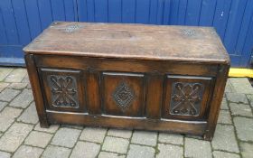 17th cent style oak coffer