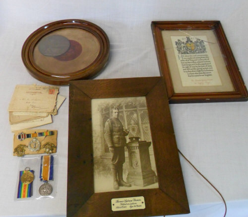 WWI Pair & framed memorial plaque to 5/5135 Pte Thomas Sydney Brown West Riding Rgt with framed