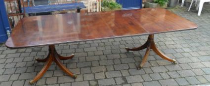Solid mah William Tillman Regency style dining table with two leaves & extending to 245cm x 107cm