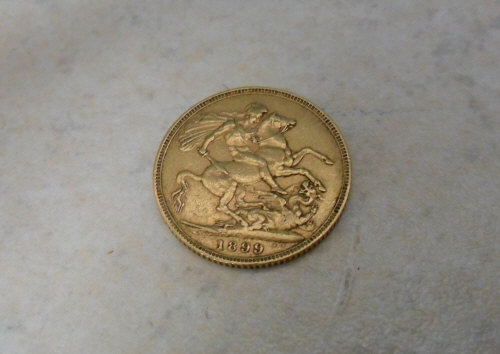 1899 Gold full sovereign