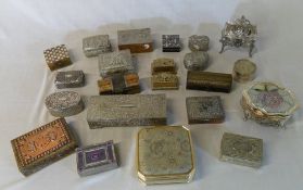Jewellery / trinket boxes inc some metallic
