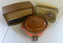 2 old radio's & an old slow cooker