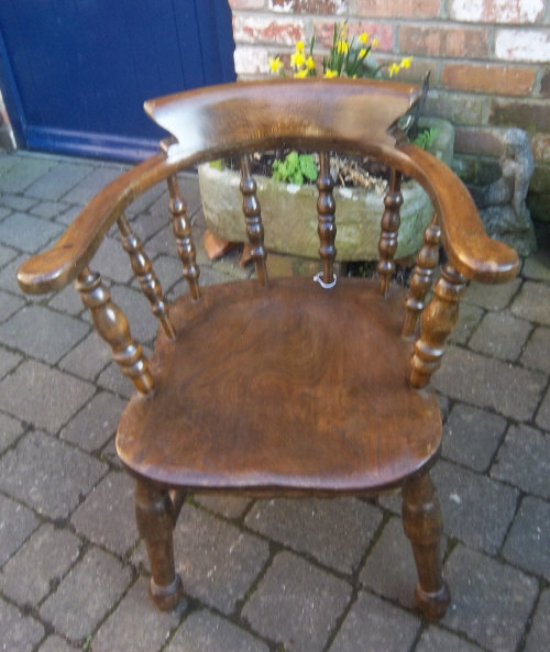 Elm seated smokers bow