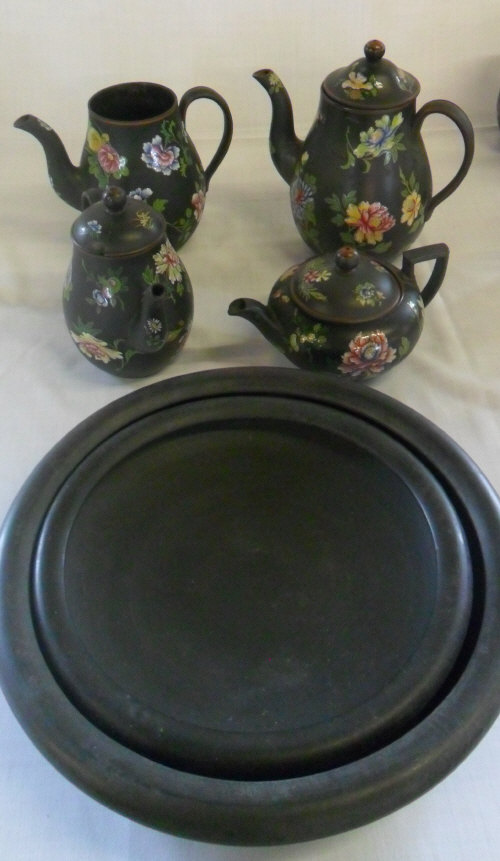 Basalt tea & coffee pots & 2 bowls