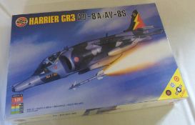 Airfix 18003 Harrier GR3 AV-8A / AV-8S