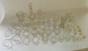 Lg box of mixed glassware