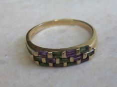 9ct gold amethyst & peridot ring - size approx T 1/2