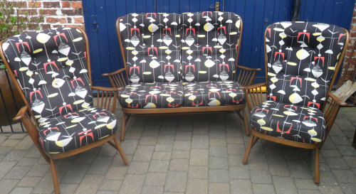 Ercol 2 seater sofa, 2 matching chairs & footstool