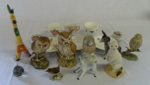 Box of ceramics inc Beswick Wren and other ceramic animals