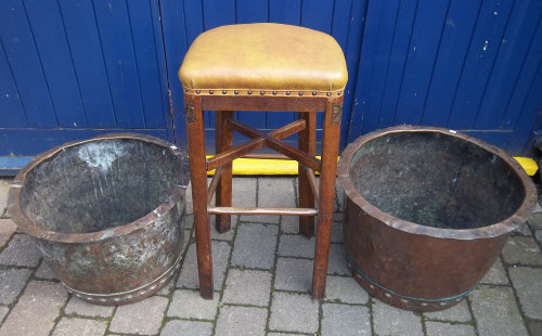 2 lge coppers/measures stamped '12' & '16' & carved oak bar stool