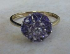 9ct gold tanzanite ring - size approx T