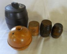 Bakelite tobacco jar, treen string holder etc