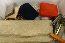 Sm box of costume jewellery