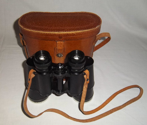 Pr of Zeis 10 x 50 binoculars with leather case