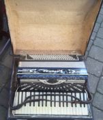 Lorenzo accordian in case