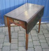 Sm Vict oak Pembroke table