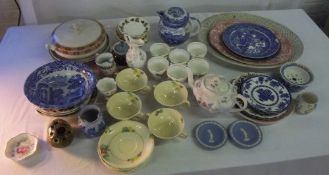 2 boxes various ceramics inc Spode Italian, Royal Doulton 'Minden', Wedgwood etc