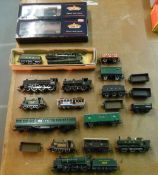 Collectable trains & carriages inc Bachmann