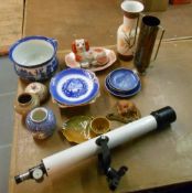 Box of ceramics inc Copenhagen plates, Willow pattern chamber pot, Royal Winton leaf cup &