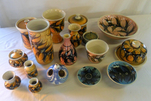 Alvingham pottery approx 17 pc