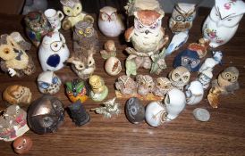 Sel of ceramic owls