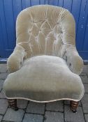 Vict upholstered tub chair