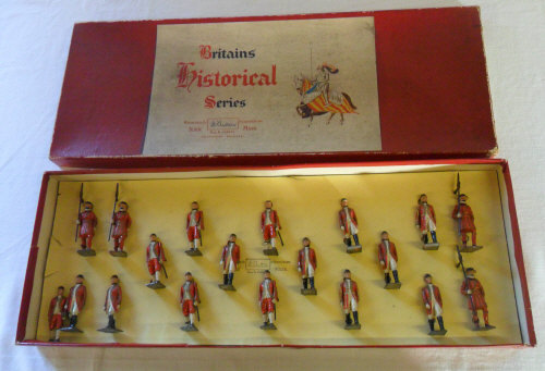 Britains set 1475 - Beefeaters, Outriders & Footmen with original box