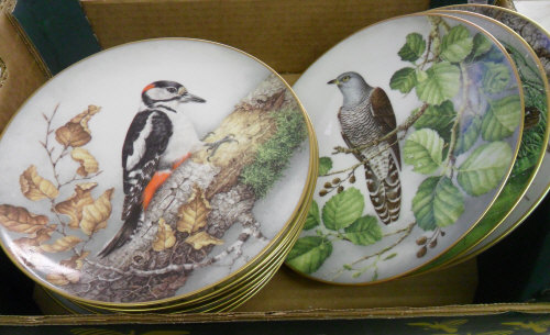 12 'The International Council for Bird Preservation' collectors plates