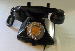 Bakelite telephone adapted for a modern socket