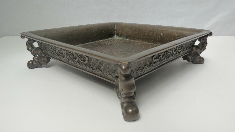 A superb quality late 18th/19thC Oriental bronze square shaped censer. Finely detailed casting