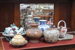 A QTY OF ORIENTAL AND OTHER CHINAWARE