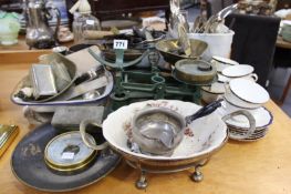 A QTY OF METALWARE,ETC