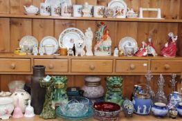 A COLLECTION OF VARIOUS CHINA AND GLASSWARE TO INCLUDE THREE DOULTON FIGURINES, VICTORIAN DECANTERS,