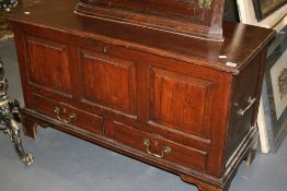 A SMALL GEORGIAN MULE CHEST