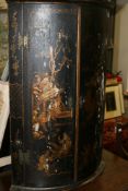 AN 18TH.C.CHINOISERIE DECORATED BOW FRONT CORNER CABINET