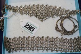 AN EASTERN .925 SILVER NECKLACE AND BRACELET SET