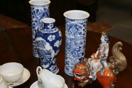 A PAIR OF CHINESE BLUE AND WHITE CYLINDER VASES WITH DRAGON DECORATION, FOUR CHARACTER MARK