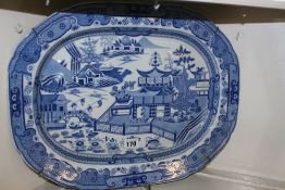 A LARGE BLUE AND WHITE PEARLWARE MEAT PLATE AND TWO OTHERS